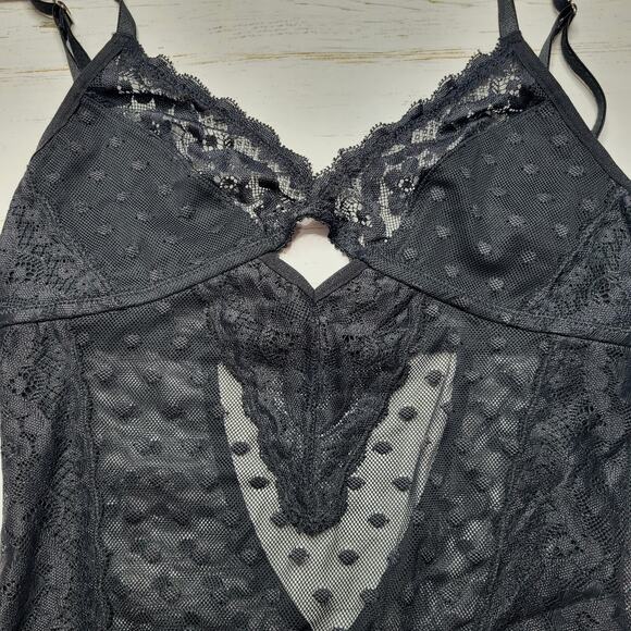 Mucci Luna Black Lace Sheer Mesh Polka Dot Lace Cutout Bodysuit Lingerie Small - Picture 6 of 10